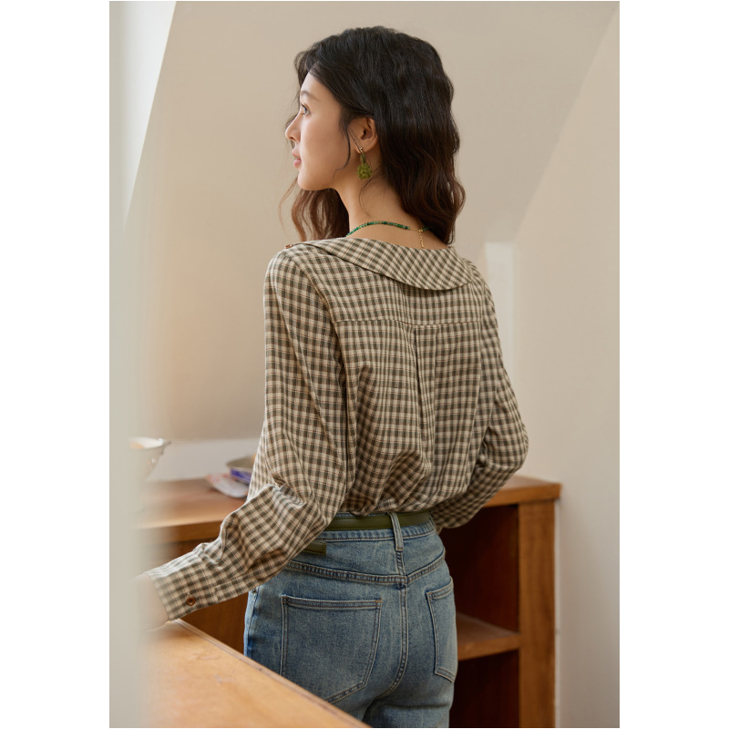 Green Plaid Boat Neck Shirt for Women 2025 Autumn New Women's Diagonal Pocket Contrasting Button Waist Shirt Top for Women