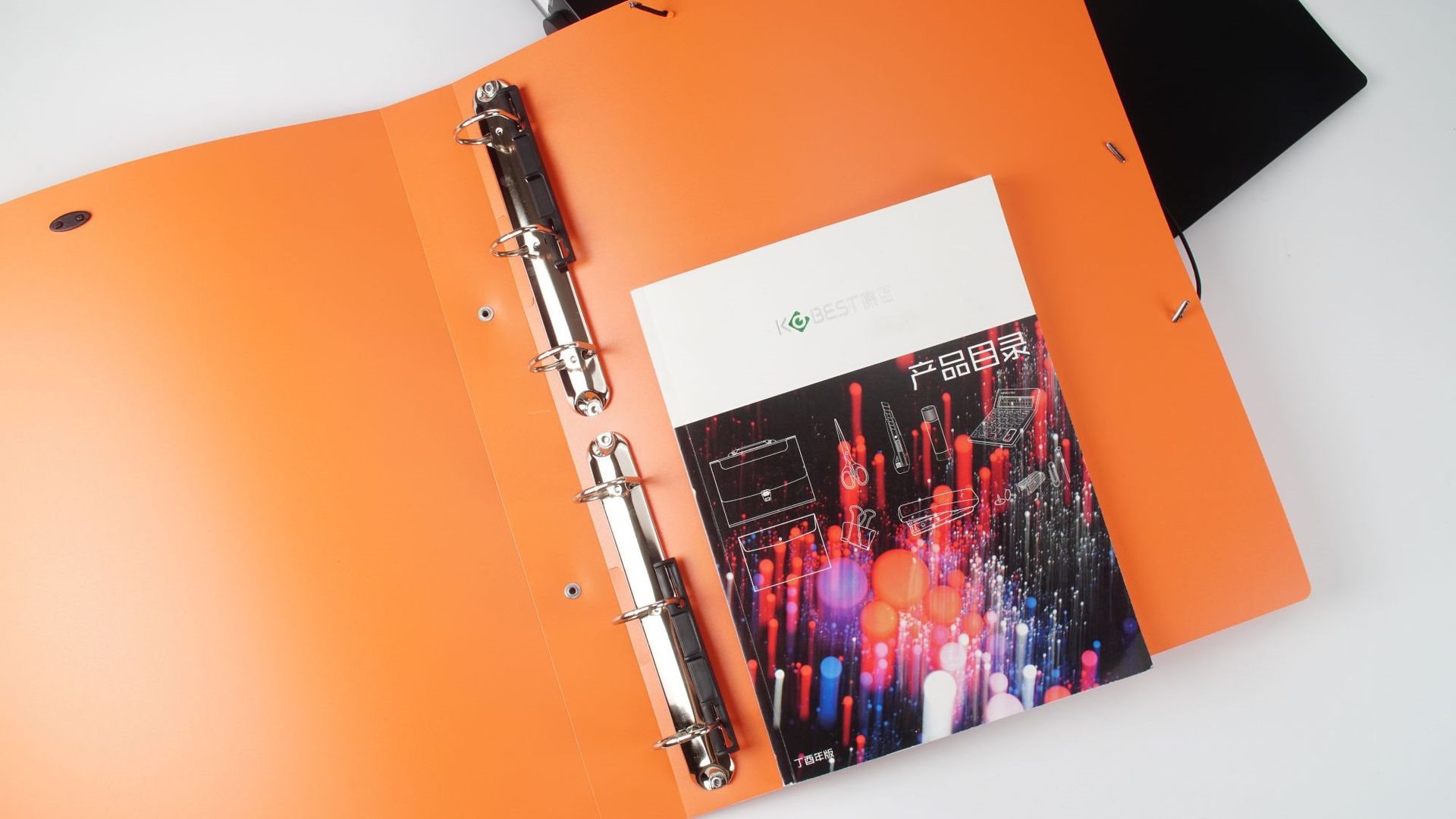 Handheld folder