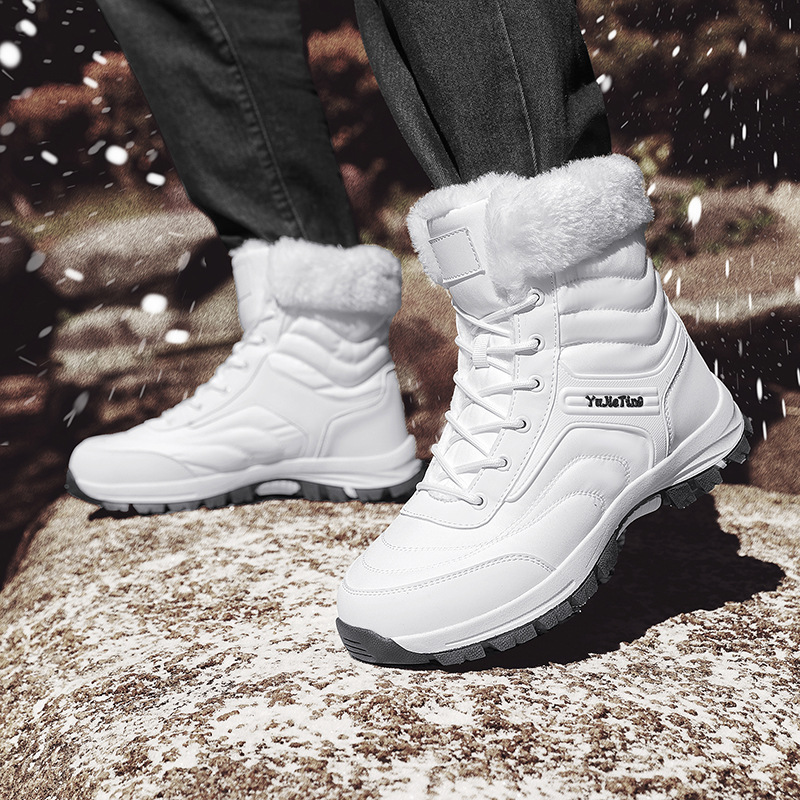 Botas de nieve transfronterizas de invierno para hombres y mujeres con zapatos de algodón calientes antideslizantes zapatos de altura media de tamaño grande comercio exterior