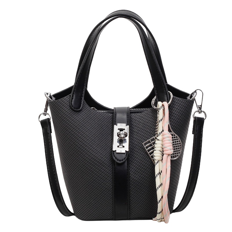 Bolso de cubo de estilo explosivo de mano de comercio exterior para mujer 2025 nuevo bolso de hombro casual de todo fósforo bolso de mensajero de estilo coreano