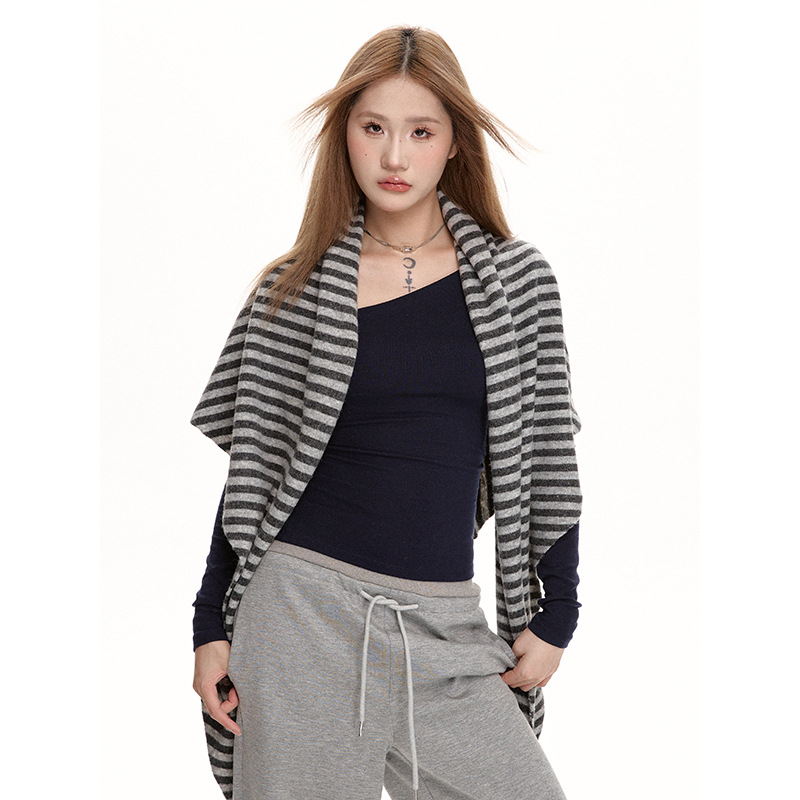 Cachecol xale oversize às riscas para mulher capa outono_voghion.com