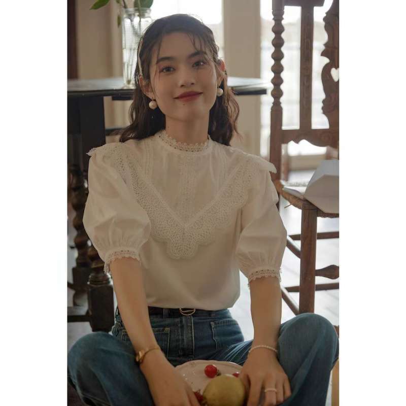 2026 New Style White French-Style Elegant Lace-Front and Back Patchwork Short-Sleeve Shirt with Puff Sleeves for Women