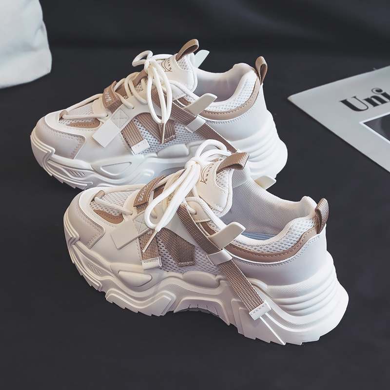 Zapatos de papá para las mujeres 2024 primavera nueva moda zapatos de senderismo a juego transpirable feo lindo casual zapatilla ins zapatos de moda