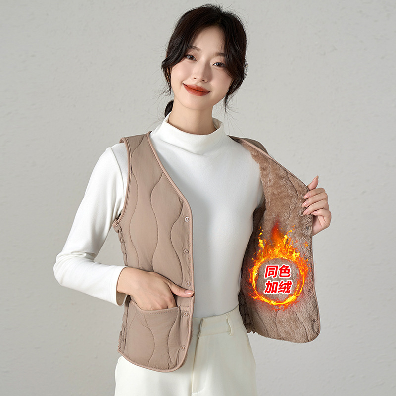 브라운(동일 색상과 벨벳 버전)