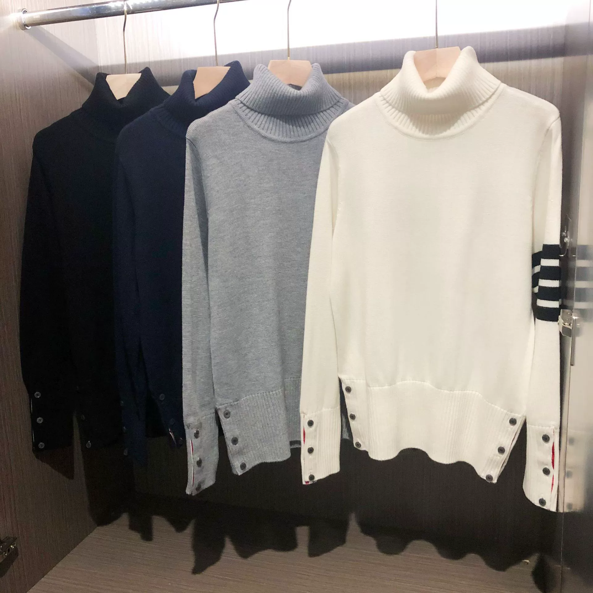 Базовый слой THOM BRASSY 8889tb: не возвращаемый товар, базовая водолазка, полуводолазка