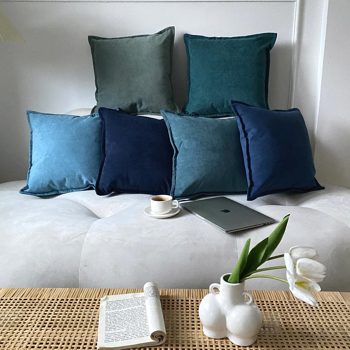 廠家直銷北歐ins輕奢風抱枕套厚絨布大號沙發靠墊床頭純色抱枕