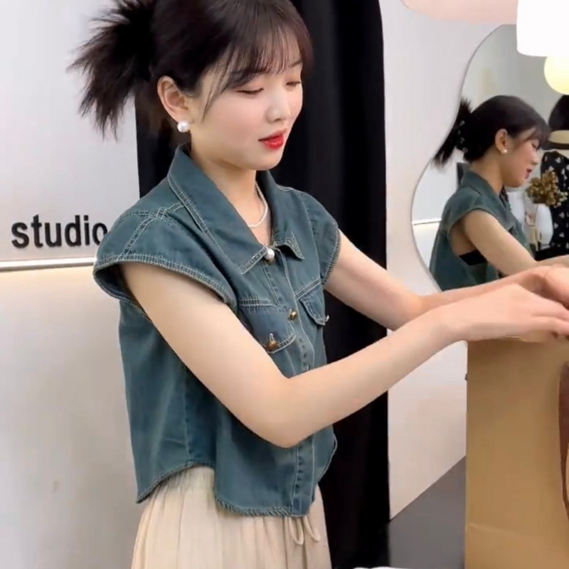 Retro Collar Ruffle Sleeve Denim Shirt for Women, Summer Hong Kong Style Loose Casual Slimming Short Vest Top Trendy and Stylish