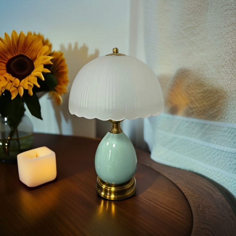 American-Style Modern Light Luxury Ceramic Table Lamp, Creative Bedside Atmosphere Lamp, Bedroom Study Led Night Light, Dimmable