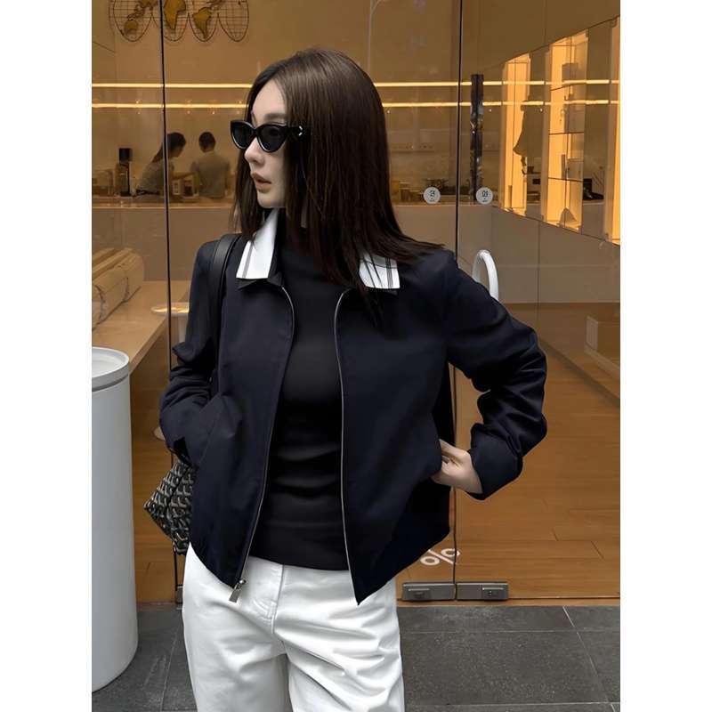 Gorgeous Early Autumn Chanel-Style Black Short Jacket for Women, 2025 New Korean Style, Beautiful and High-End Jacket Top Gorgeous Early Autumn Chanel-Style Black Short Jacket for Women, 2025 New Korean Style, Beautiful and High-End Jacket Top