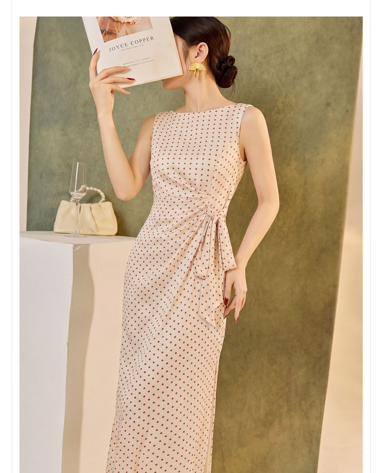 Đầm dài ôm body chấm bi không tay phong cách Trung Quốc mới — Điểm sóng chi tiết 5