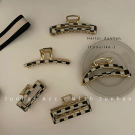 发夹;发箍;耳钉