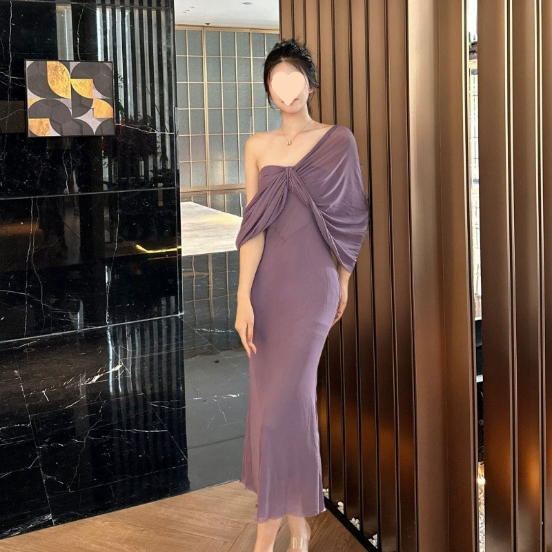 В наличии фиолетовое высококачественное платье без бретелек больших размеров в зрелом и элегантном стиле, новый дизайн из искусственного материала, состоящего из двух частей, сексуальное и облегающее.