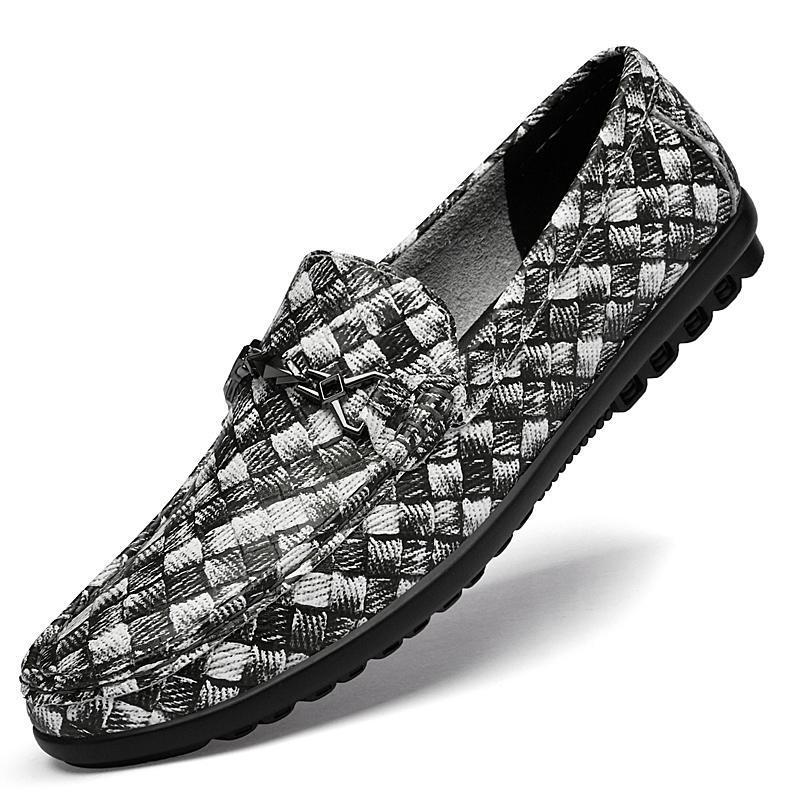 Cross-border foreign trade trendy men's casual shoes, large size, two-layer cowhide, stylish and unique bean leather single shoes, men's shoes wholesale