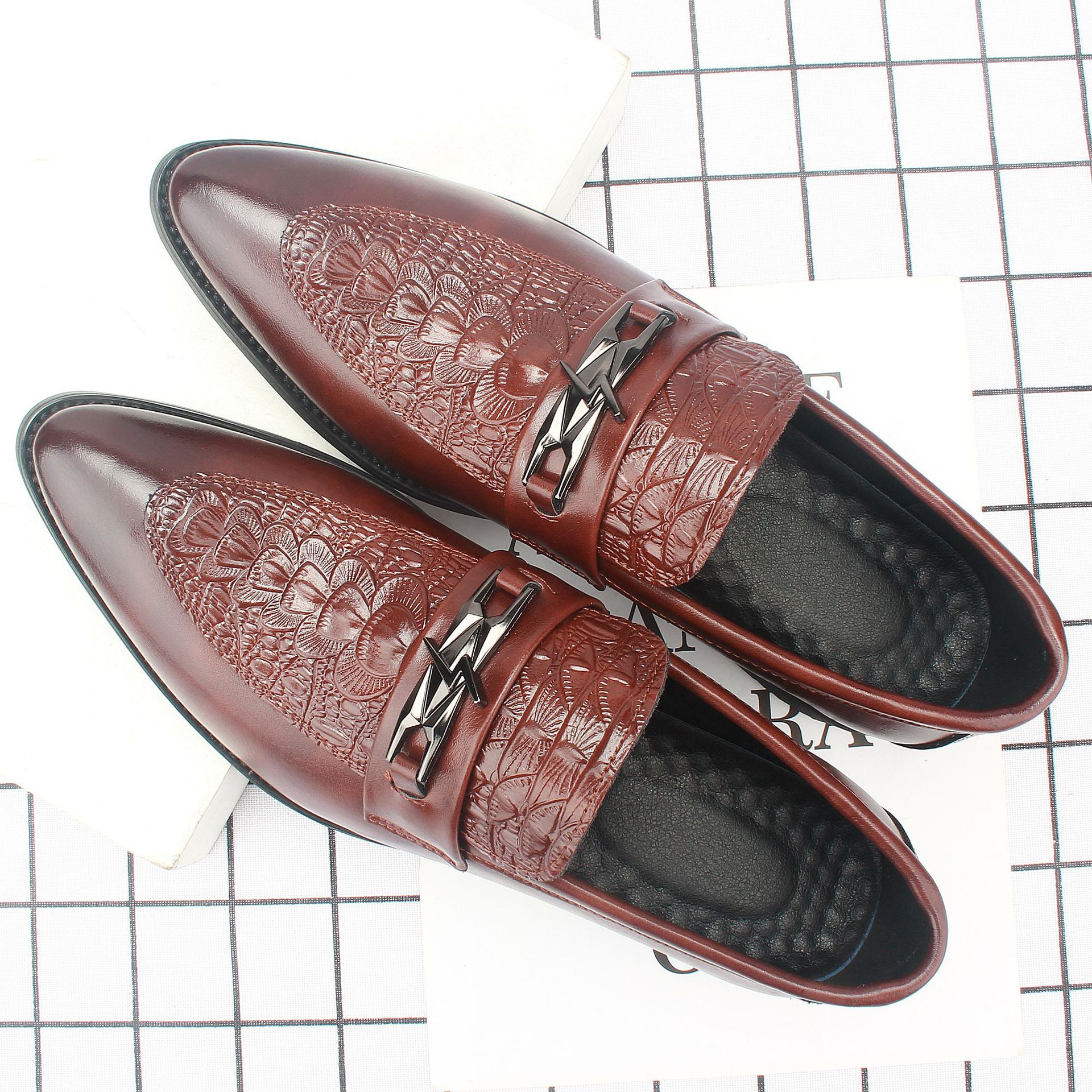 �¿���ЬӢ�����в����ƤЬ��������װ����ʱ��͸����ͷƤЬ222