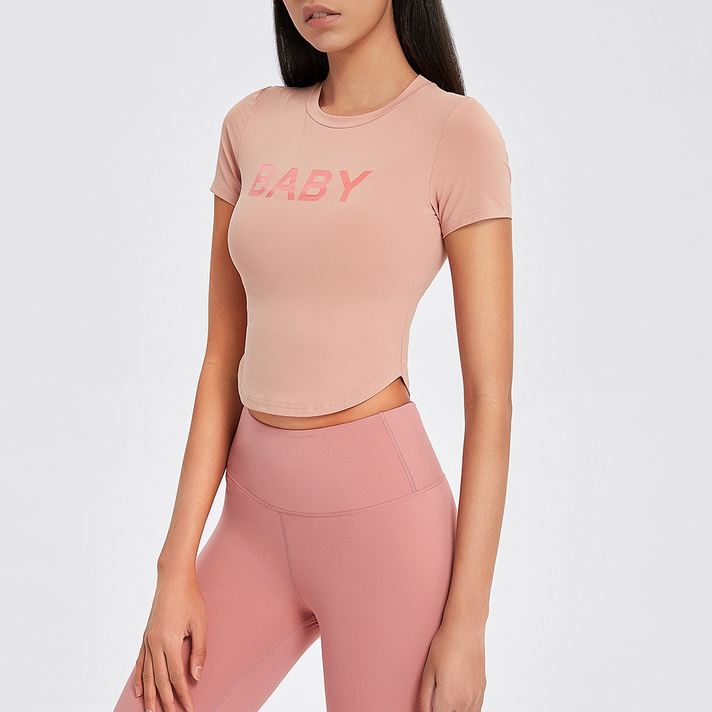 En stock Internet celebridad desnuda deportes camiseta letras de las mujeres slim fit adelgazar ropa de yoga correr deportes top ventas directas de la fábrica