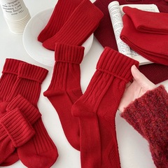 大紅色新年襪子女中筒襪秋冬粗線本命年長筒襪兔年紅色堆堆襪