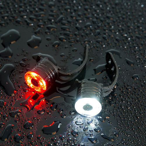 New high-brightness portable aluminum alloy bicycle tail light set outdoor night riding light lighting equipment manufacturer wholesale