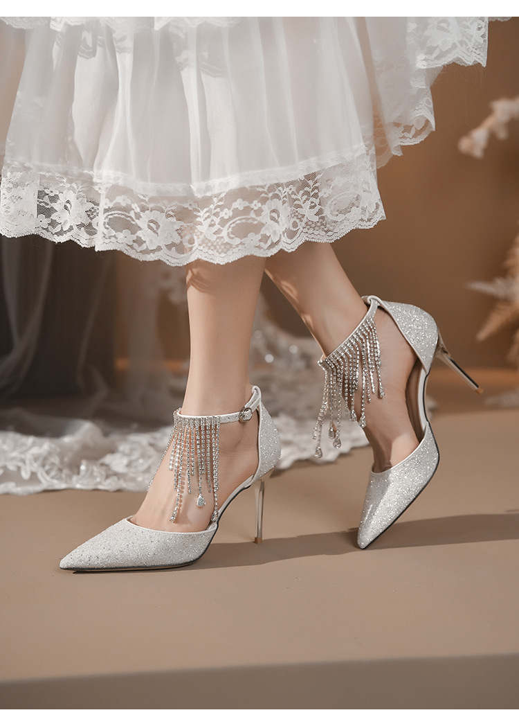 Witte stiletto high heels voor dames met strass kettingband_voghion.com