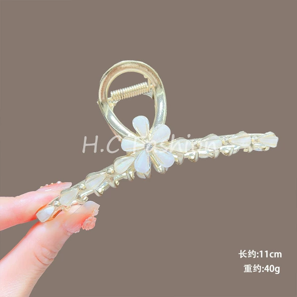 K14 Gold Crystal Flower