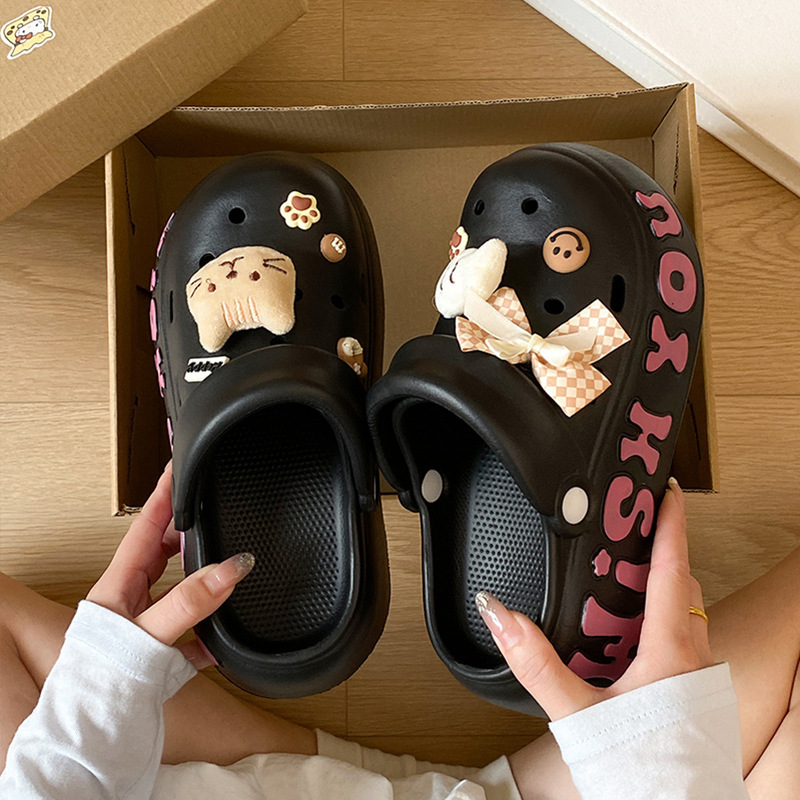 Croc Shoes for Women Summer 2025 New Cartoon Cute Meow Eating Fish Thick-Soled Eva Outer Wear Toe-Toe Slippers