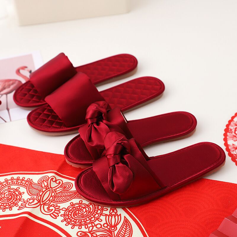 New Home Golden Velvet Wedding Slippers Female Bridesmaid Satin Home Bow Shoes Autumn and Winter