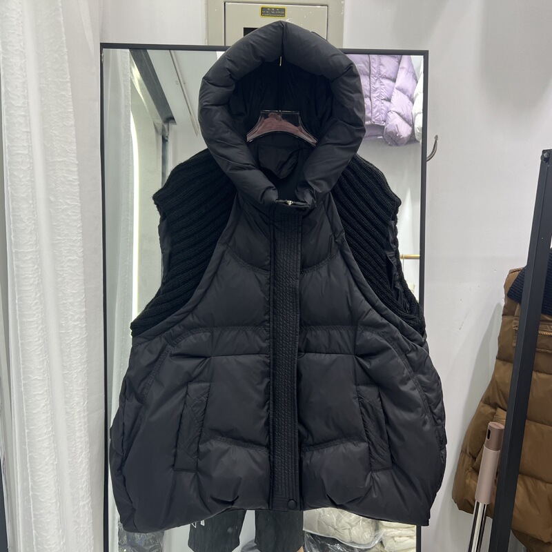 2026 Autumn New Style White Duck down Vest with Knitted Patchwork, Hooded, Sleeveless, Lightweight down Jacket Vest for Women, Trendy