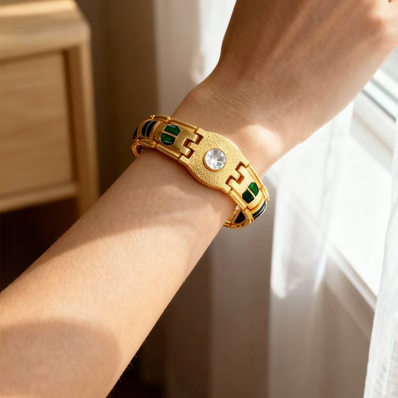 Yunjin deseo nuevo reloj tipo imán pulsera europea y americana moda hombres pareja pulsera transfronteriza exclusiva image 6