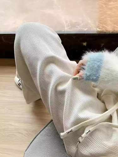 2024 Spring and Autumn New Corduroy Wide Leg Pants Slim Fit Casual Pants Versatile Fashion Comfort Straight Leg Pants Slimming High Waist