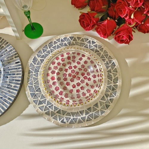 American-style Instagram-inspired heat-insulating round shell dinner mat, high-end light luxury European-style Western dinner mat, round tray pad