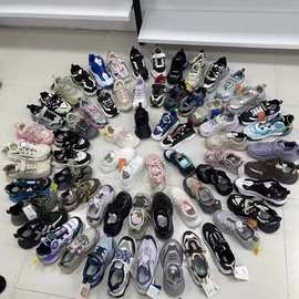 儿童鞋子2025新款春秋炸街儿童运动鞋网面透气春款男童老爹鞋杂款