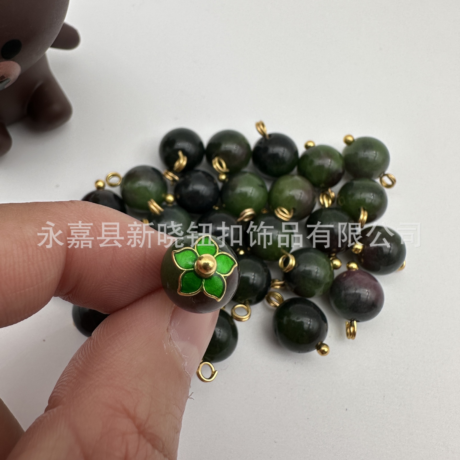 B35C8E608D383976BE42587491F04E