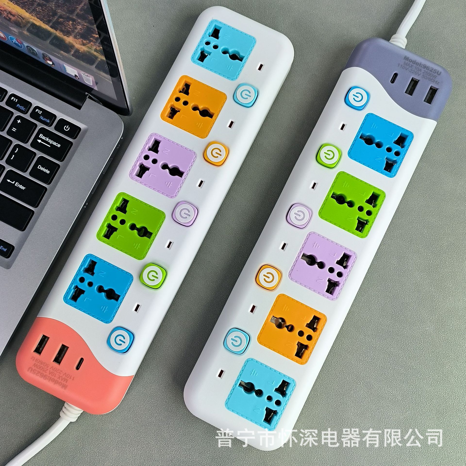 9625 # 2 USB + 1 Tipo-c interruptor de control parcial con lámpara indicadora placa de conexión de color mixto comercio exterior enchufe de fila