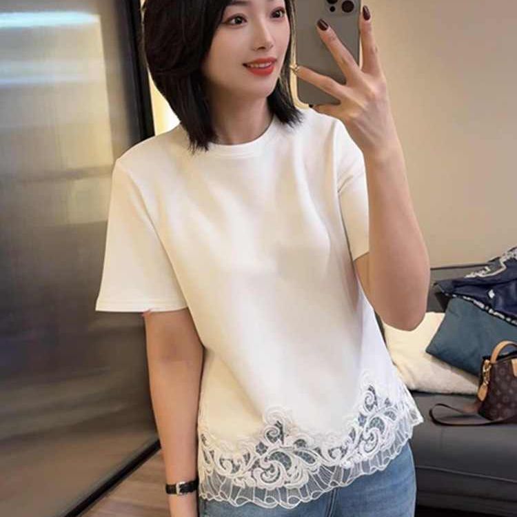 Plus-Size European-Style Lace Patchwork Short-Sleeve T-Shirt for Women, Summer 2025 New Style, Loose Fit, Slimming, Fashionable Top Plus-Size European-Style Lace Patchwork Short-Sleeve T-Shirt for Women, Summer 2025 New Style, Loose Fit, Slimming, Fashionable Top