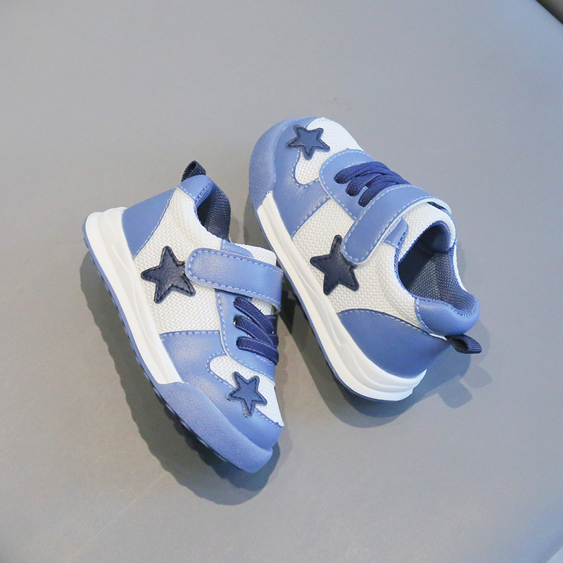 Versión coreana de las nuevas zapatillas de deporte para bebés, zapatos para niños pequeños para niñas de moda, zapatos individuales antideslizantes de suela suave para niños, zapatos para niños decorados con estrellas