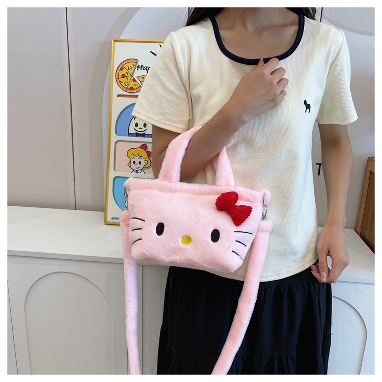 Plush crossbody bag, children's bag, 2024 new style, small animal bag, lightweight small crossbody, underarm makeup, simple single, cute bag undefined