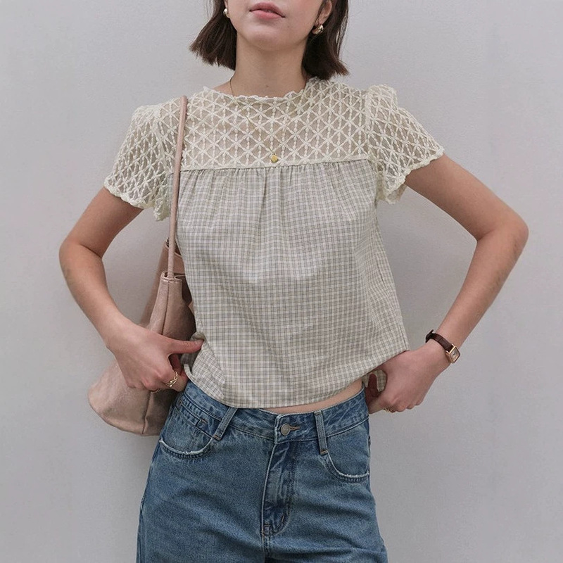 "Mustard Pie Vooe" Lace Splicing Plaid Cutout Shirt for Women, New Summer Style, Elegant and Versatile Round Neck Top "Mustard Pie Vooe" Lace Splicing Plaid Cutout Shirt for Women, New Summer Style, Elegant and Versatile Round Neck Top