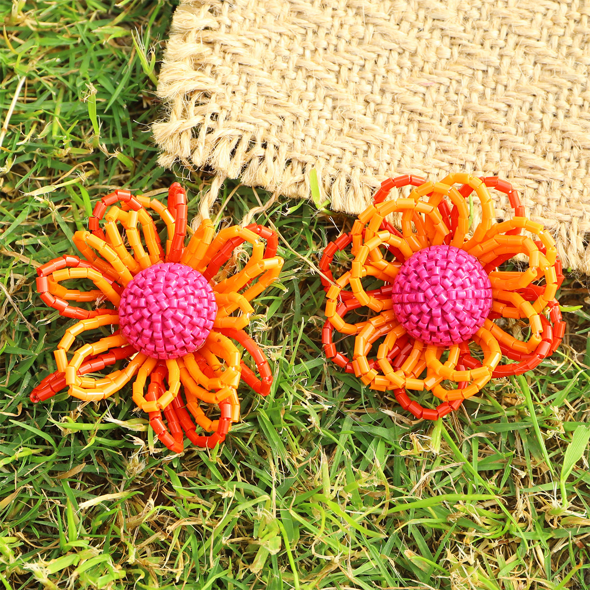 Trendy Pastoral Handmade Beaded Daisy Flower Plastic Earrings display picture 6