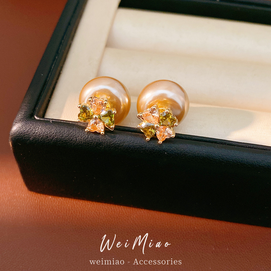 Agujas de plata zircon flores de hierba afortunada perlas perlas temperamento simple estilo amplio aretes ligero de lujo alta sensación de aretes image 1