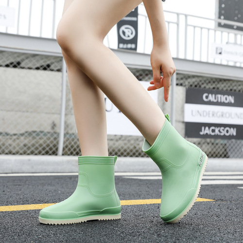 Women's Short Rain Boots, Non-slip and Durable, for Seaside Activities, Fishing, Waterproof and Warm, Integrated Rubber Shoes, Kitchen Rain Boots