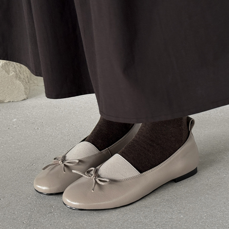 森系仙女风蝴蝶结头层羊皮奶奶鞋2025秋季平底圆头真皮中口单鞋女
