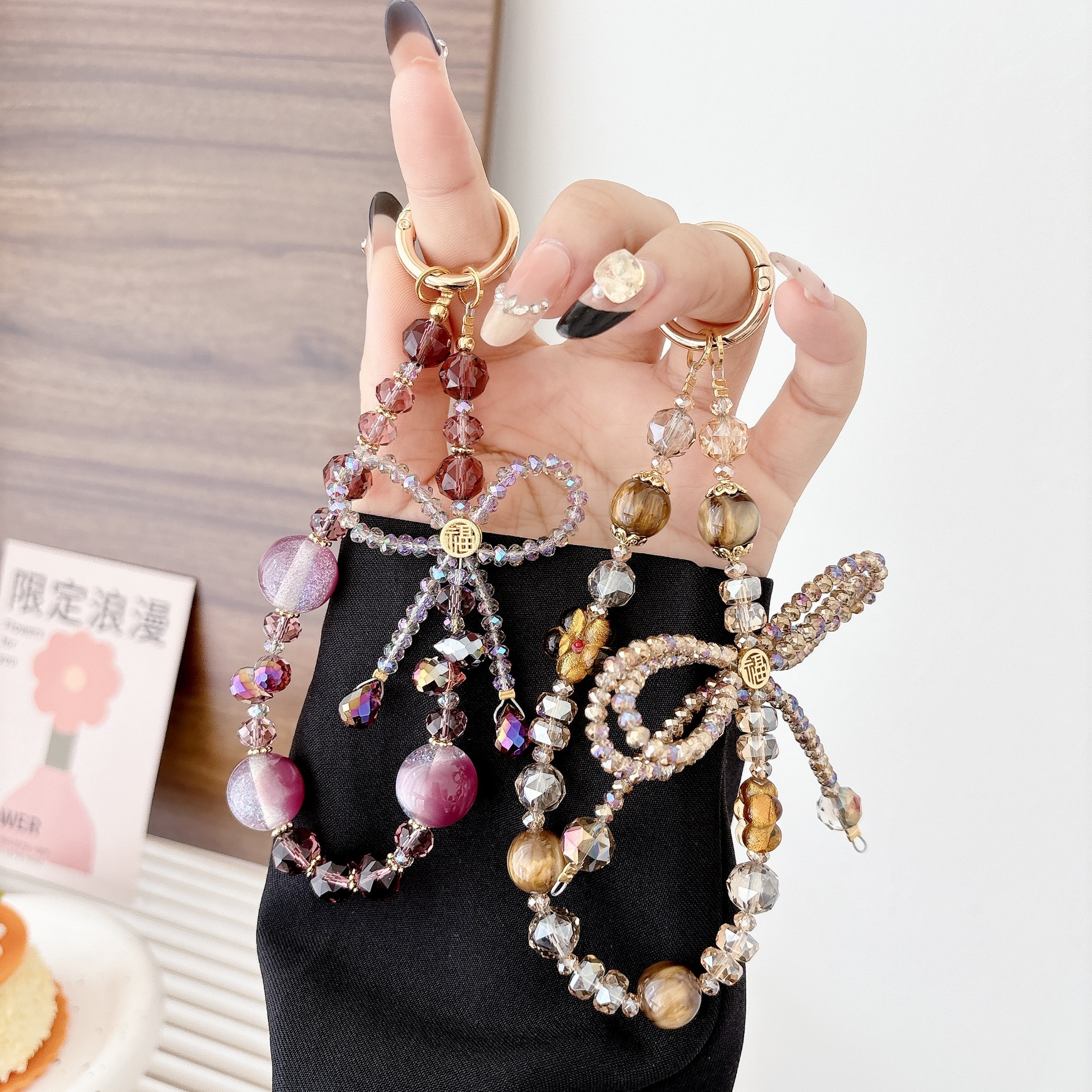 El arco de lujo ligero de lujo de alto nivel puede luchar, cadena de teléfono móvil, colgante de teléfono móvil, bolso, llavero, colgante, nicho de diseño