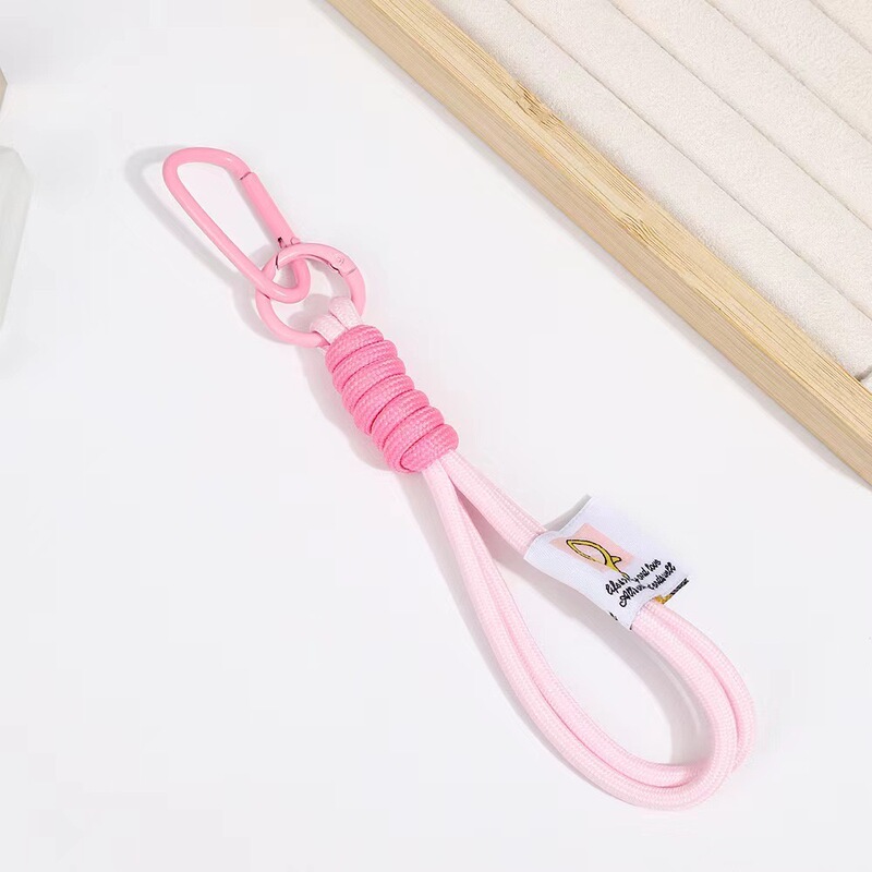 アウトドアのバックパックの紐の鍵はナイロンの編み縄を掛けます。|undefined