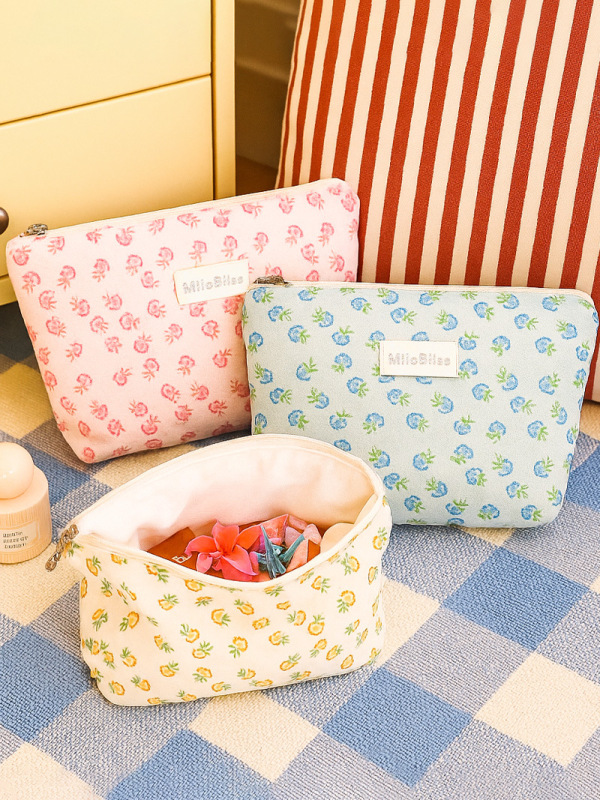 夏の新しい牧歌的なスタイルのメッシュフラワー高級化粧品袋スキンケア製品収納袋ポータブル手持ち化粧品袋|undefined