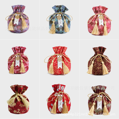 Chinese style wedding candy bag creative gift accompaniment gift bag wedding wedding candy bag wedding candy box wholesale Chinese style