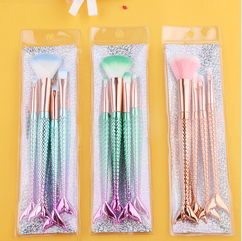 Princess Corrugated Nylon Wool Plastic Handgrip Makeup Brushes 4 Pieces Set display picture 1