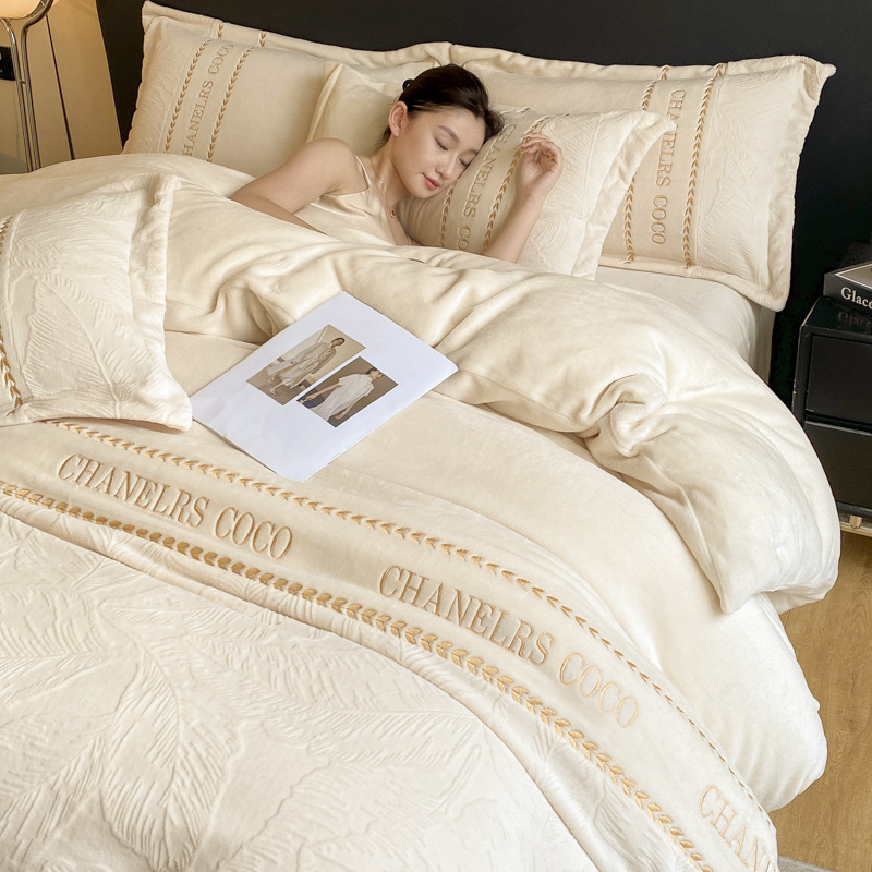 Winter Baby Grade a Milk Velvet Four-Piece Set Double-Sided Thickeneded Coral Velvet Embroidered Quilt Cover Warm Bedding