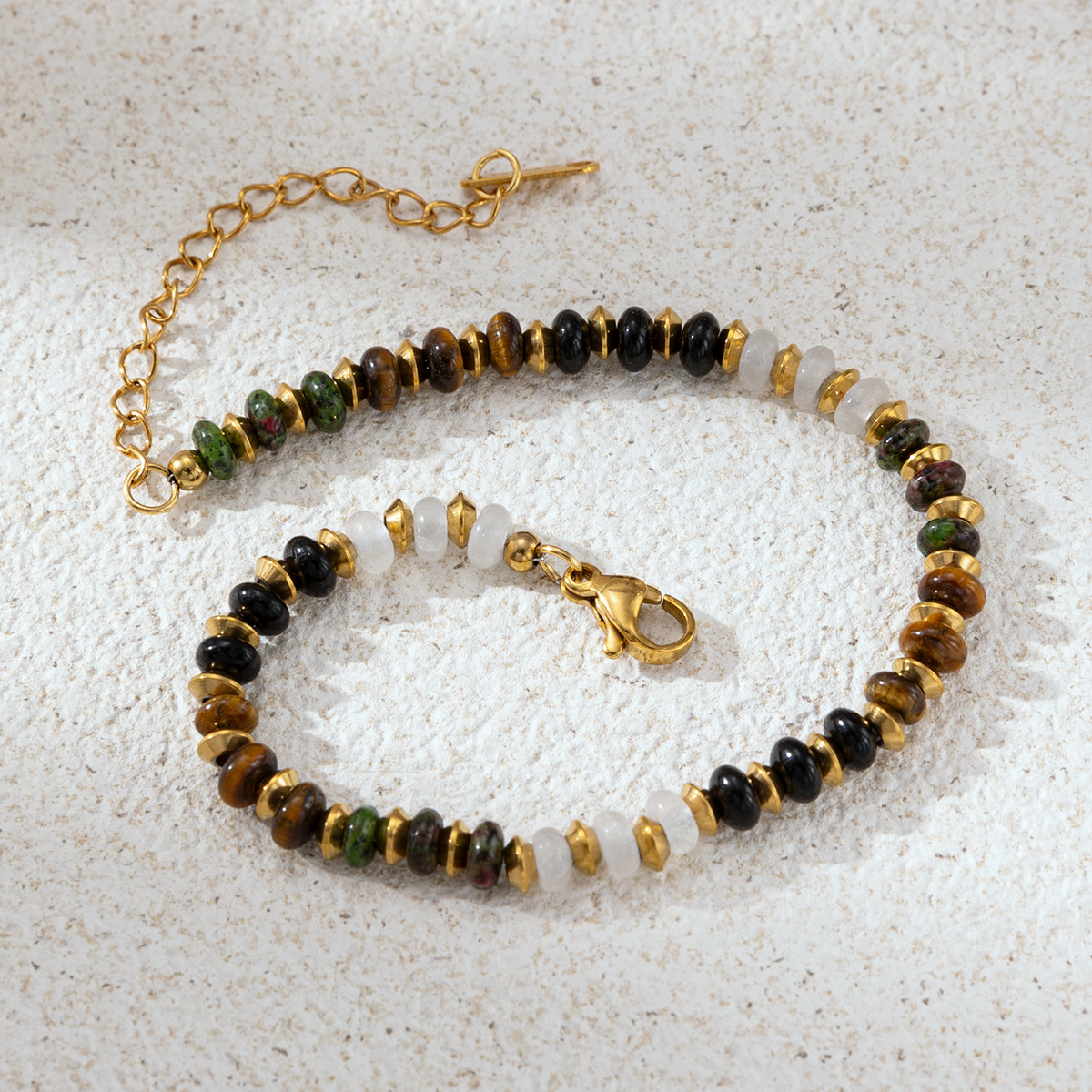 Collar de acero inoxidable de la UE y los Estados Unidos, lujo ligero, nicho universal, collar de piedra de ojo de tigre, conjunto de acero de titanio no se desvanece para mujeres