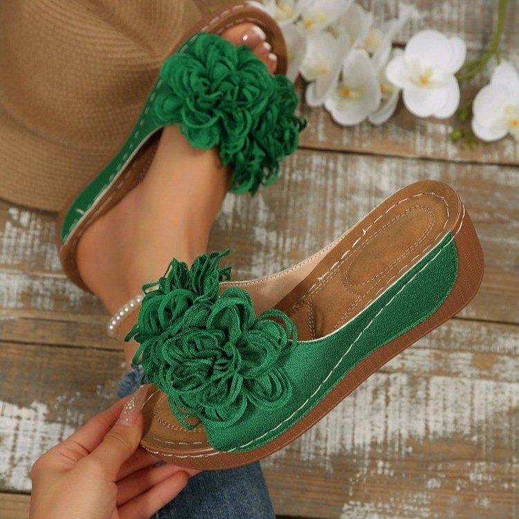 Cross-Border Large Size 2025 Summer New Foreign Trade Wedge-Heeled Thick-Soled Slippers Fish Mouth with Flower Outer Slippers