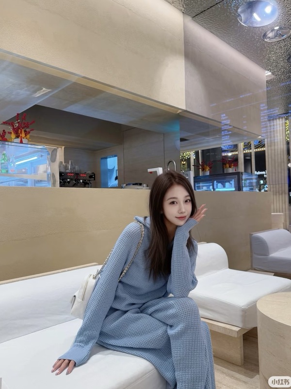 alo新款华夫格拉链针织卫衣女高腰休闲裤松弛感时尚套装上衣+长裤|undefined