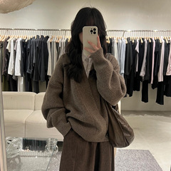 2025秋季韩系慵懒风v领开衫女斜襟设计感针织外套宽松外搭上衣